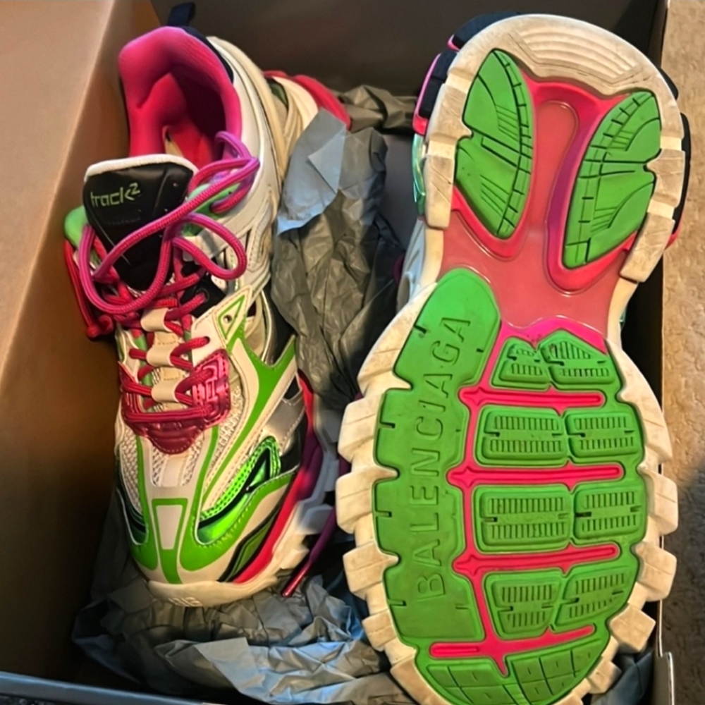 Balenciaga Sneakers - Picture 3 of 3